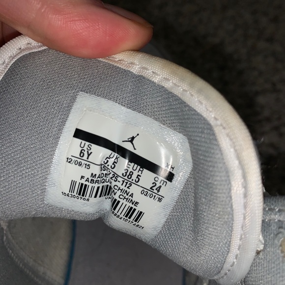 SOLD nike air jordan mid white - Picture 8 of 8